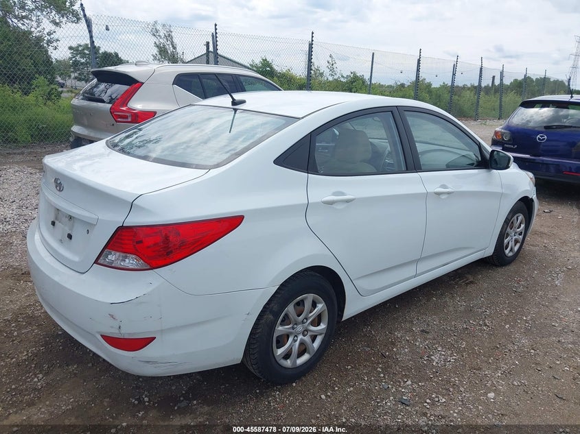 2013 Hyundai Accent VIN KMHCT4AE5DU420434 IAAI salvage auction — NORMAL WEAR, Clear-Endorsement (Wisconsin), sold $2,050 on 2026-07-14 (photo 4)