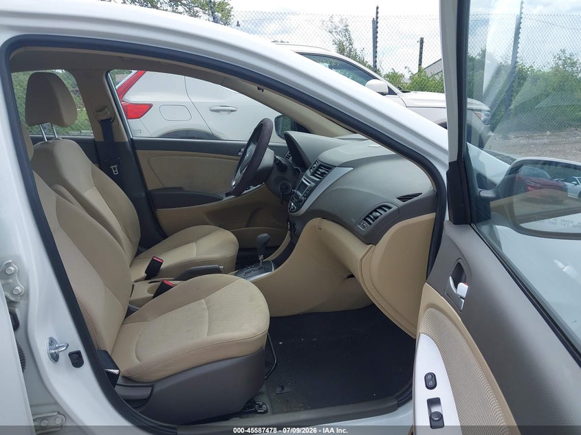 2013 Hyundai Accent VIN KMHCT4AE5DU420434 IAAI salvage auction — NORMAL WEAR, Clear-Endorsement (Wisconsin), sold $2,050 on 2026-07-14 (photo 5)