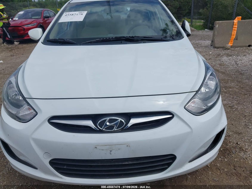2013 Hyundai Accent VIN KMHCT4AE5DU420434 IAAI salvage auction — NORMAL WEAR, Clear-Endorsement (Wisconsin), sold $2,050 on 2026-07-14 (photo 6)