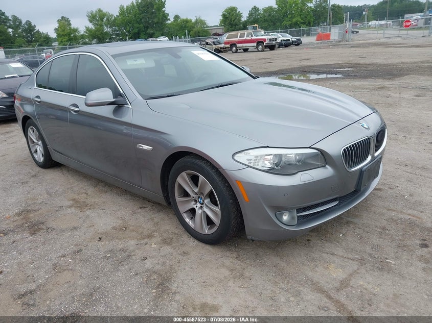 2013 BMW 5 series VIN WBAXG5C59DD232042 IAAI salvage auction — NORMAL WEAR, Clear (Virginia), sold $1,100 on 2026-07-24 (photo 1)