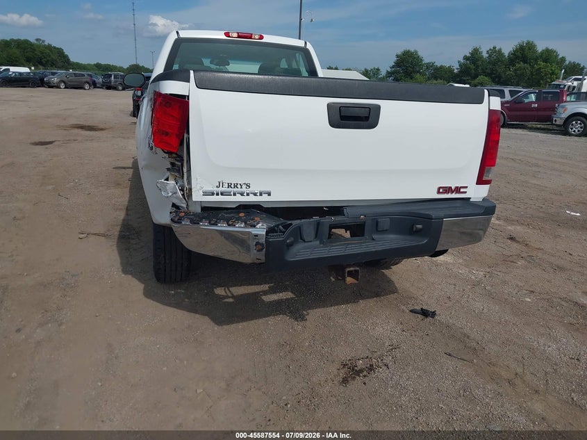 2009 Gmc SIERRA VIN 1GTHK49K49E134275 IAAI salvage auction — REAR END, Salvage (Iowa), sold $1,550 on 2026-07-29 (photo 6)
