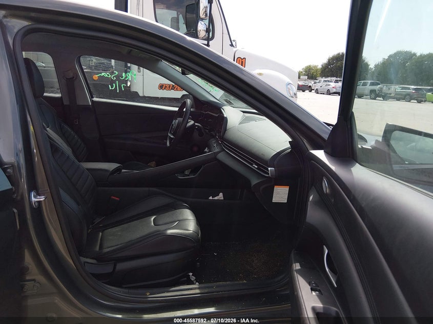 2025 Hyundai Elantra VIN KMHLN4DJ0SU173615 IAAI salvage auction — RIGHT FRONT, Enterprise Vehicles Clear Only (New Jersey), sold $3,950 on 2026-07-28 (photo 5)