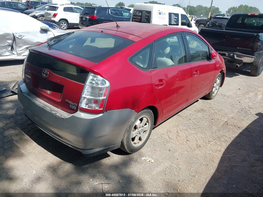 2007 Toyota Prius VIN JTDKB20U373253324 IAAI salvage auction — NORMAL WEAR, Clear (Indiana), sold $400 on 2026-07-29 (photo 4)