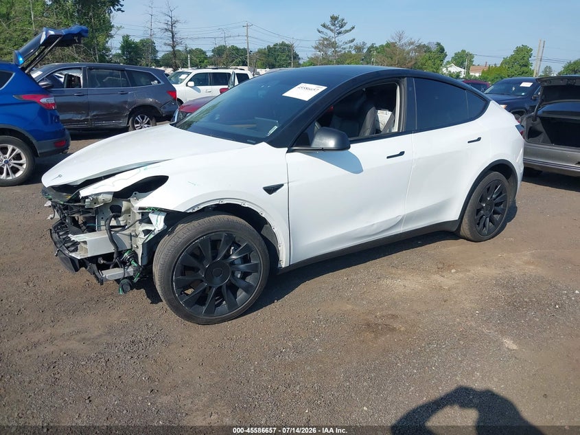 2022 Tesla Model y VIN 7SAYGDEE2NA014498 IAAI salvage auction — FRONT END, Salvage (New Jersey), sold $12,500 on 2026-07-30 (photo 2)