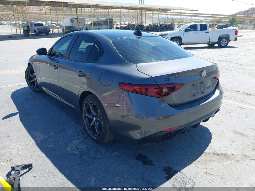 2019 Alfa romeo Giulia VIN ZARFANBN7K7620681 IAAI salvage auction — FRONT END, Salvage Title, sold $7,700 on 2026-08-16 (photo 3)