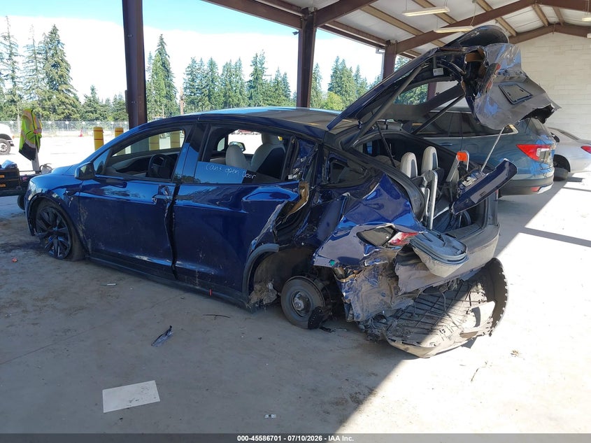 2025 Tesla Model x VIN 7SAXCBE5XSF471179 IAAI salvage auction — FRONT & REAR, Wait Title, sold $19,950 on 2026-08-20 (photo 3)