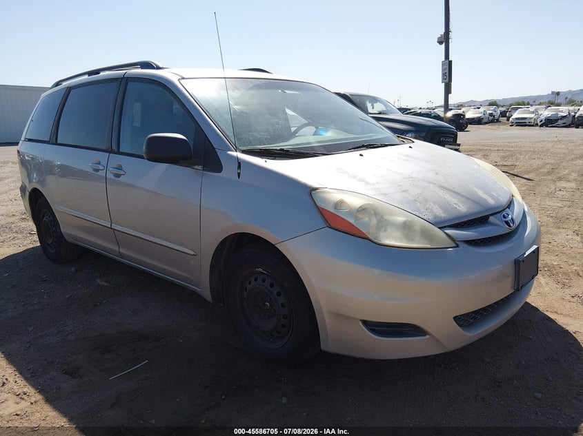 2007 Toyota Sienna VIN 5TDZK23C27S043619 IAAI salvage auction — NORMAL WEAR, Restored (Arizona), sold $350 on 2026-07-28 (photo 1)