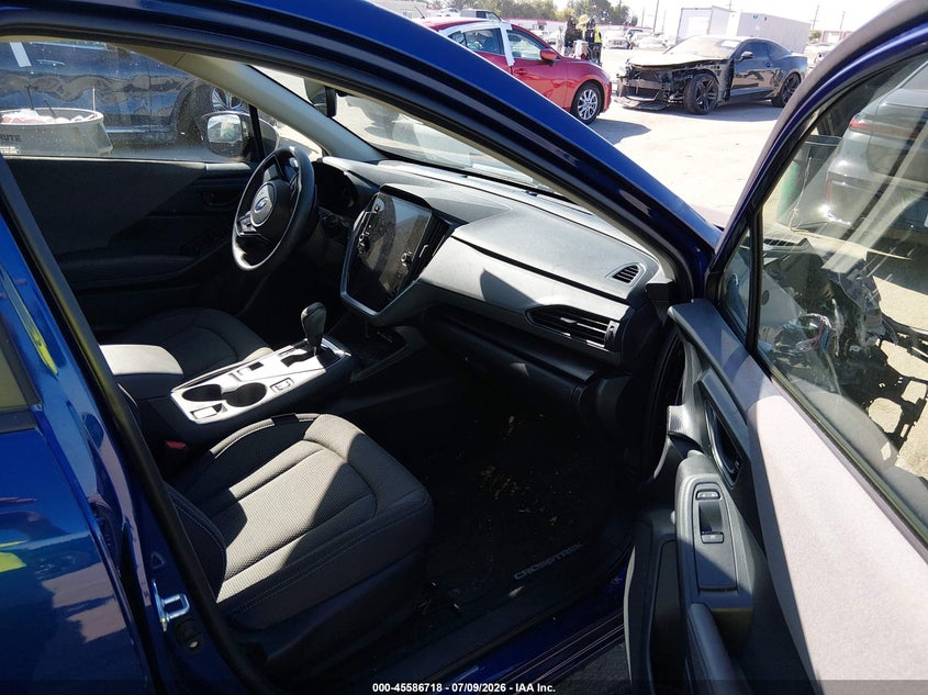 2024 Subaru Xv VIN JF2GUADCXR8918237 IAAI salvage auction — RIGHT FRONT, Salvage (California), sold $5,600 on 2026-07-29 (photo 5)