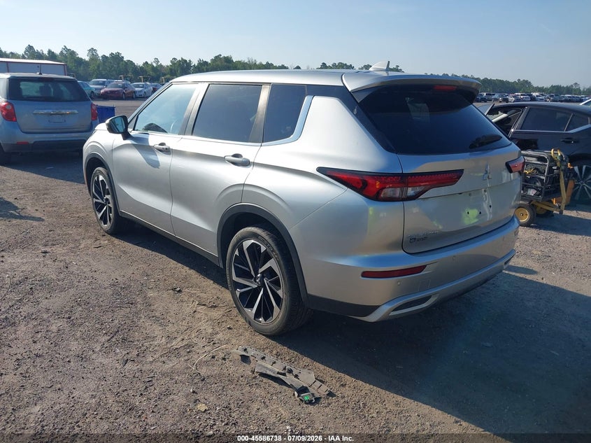 2022 Mitsubishi Outlander VIN JA4J3UA81NZ043721 IAAI salvage auction — NORMAL WEAR, Clear (Florida), sold $7,400 on 2026-07-14 (photo 3)
