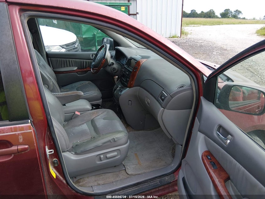 2005 Toyota Sienna VIN 5TDZA22C25S384200 IAAI salvage auction — NORMAL WEAR, Clear (Arkansas), sold $450 on 2026-07-30 (photo 5)