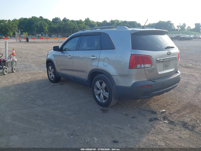 2013 Kia Sorento VIN 5XYKU3A68DG337887 IAAI salvage auction — NORMAL WEAR, Clear (Tennessee), sold $800 on 2026-07-16 (photo 3)