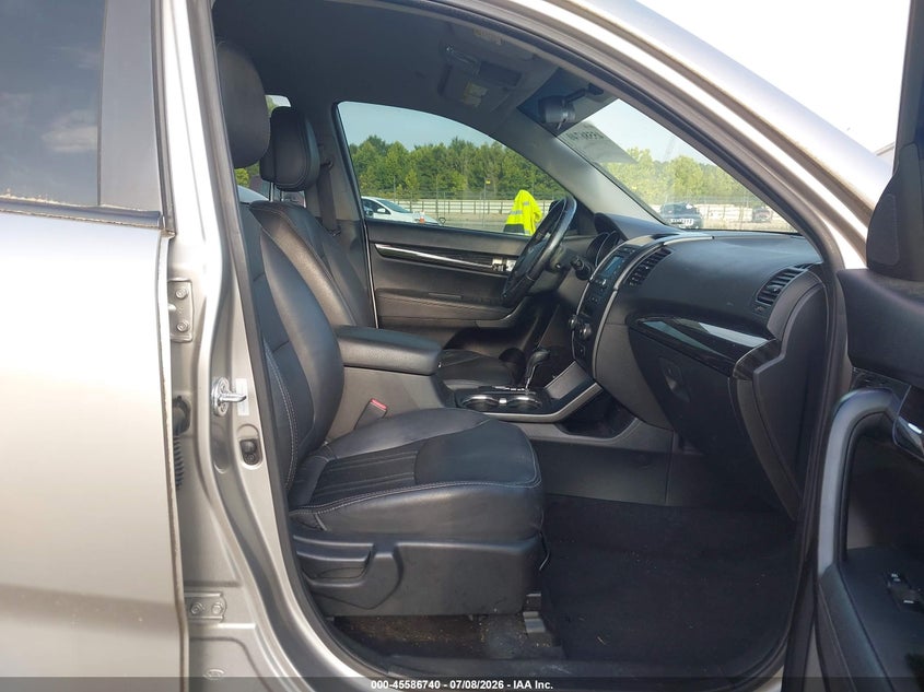 2013 Kia Sorento VIN 5XYKU3A68DG337887 IAAI salvage auction — NORMAL WEAR, Clear (Tennessee), sold $800 on 2026-07-16 (photo 5)
