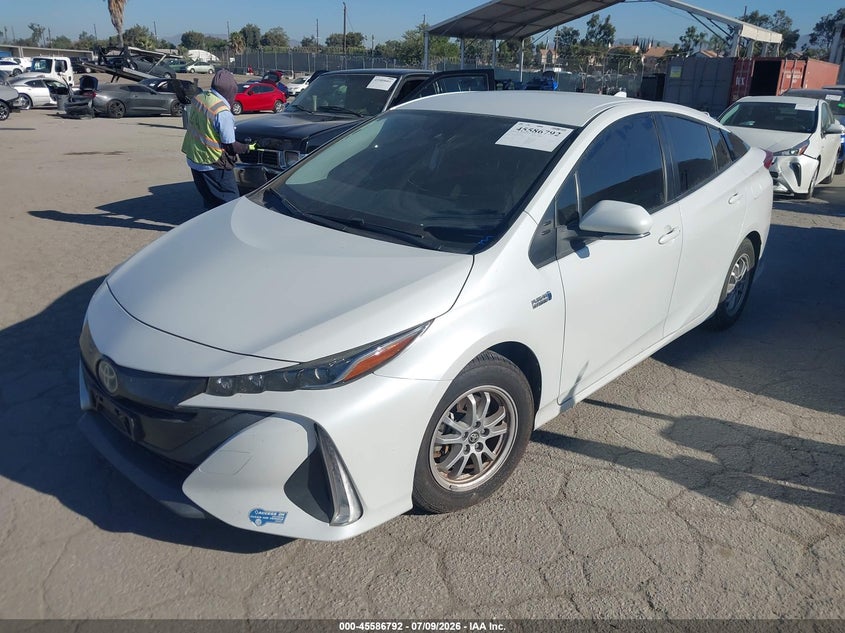 2021 Toyota Prius VIN JTDKAMFP0M3167609 IAAI salvage auction — RIGHT SIDE, Salvage (California), sold $5,100 on 2026-07-29 (photo 2)