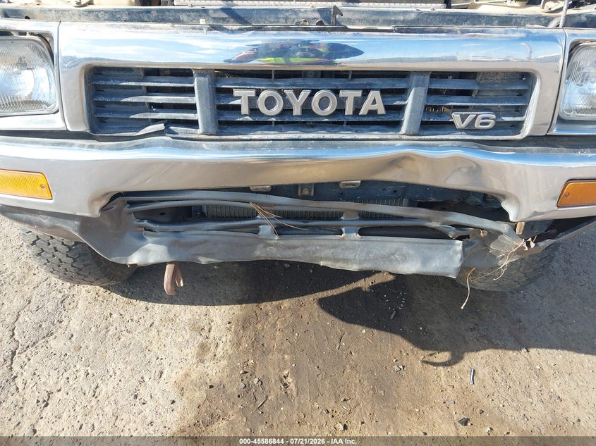 1990 Toyota Pickup VIN JT4VN13D3L0013941 IAAI salvage auction — NORMAL WEAR, Clear (New Mexico), sold $2,550 on 2026-07-29 (photo 6)
