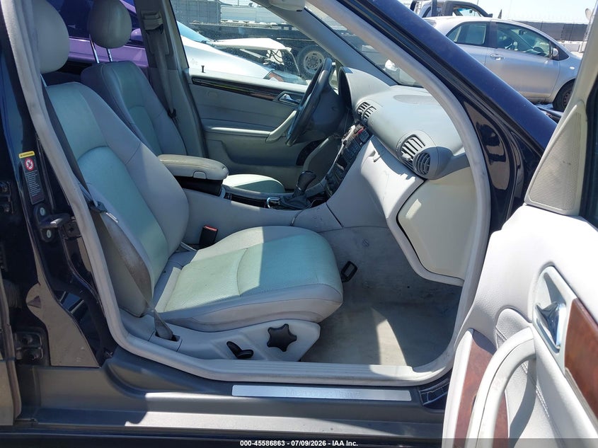 2004 Mercedes-benz C class VIN WDBRF61J14A622184 IAAI salvage auction — NORMAL WEAR, Clear - Dealer Only (California), sold $500 on 2026-07-22 (photo 5)