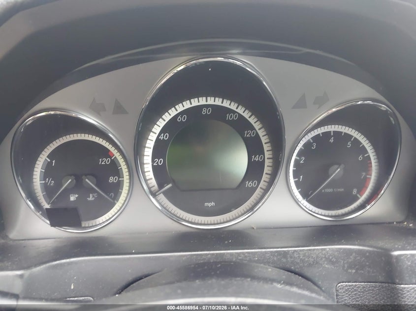 2011 Mercedes-benz C class VIN WDDGF8BB8BR169200 IAAI salvage auction — NORMAL WEAR, Repossession Paperwork (Georgia), sold $400 on 2026-08-11 (photo 7)