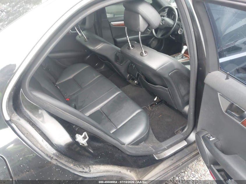 2011 Mercedes-benz C class VIN WDDGF8BB8BR169200 IAAI salvage auction — NORMAL WEAR, Repossession Paperwork (Georgia), sold $400 on 2026-08-11 (photo 8)