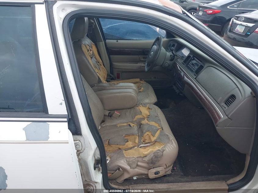 2004 Mercury Grand marquis VIN 2MEFM75W64X620278 IAAI salvage auction — NORMAL WEAR, Clear (Arizona), sold $275 on 2026-07-30 (photo 5)