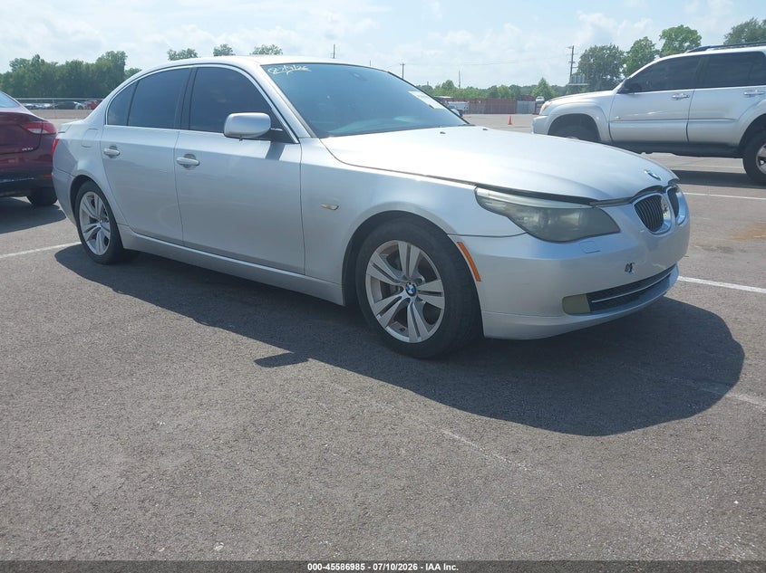 2009 BMW 5 series VIN WBANU53559C122733 IAAI salvage auction — NORMAL WEAR, Clear (Tennessee), sold $225 on 2026-08-04 (photo 1)