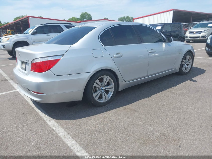 2009 BMW 5 series VIN WBANU53559C122733 IAAI salvage auction — NORMAL WEAR, Clear (Tennessee), sold $225 on 2026-08-04 (photo 4)