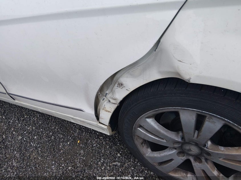 2010 Mercedes-benz C class VIN WDDGF5EB3AR102111 IAAI salvage auction — NORMAL WEAR, Repossession Paperwork (South Carolina), sold $525 on 2026-08-04 (photo 6)