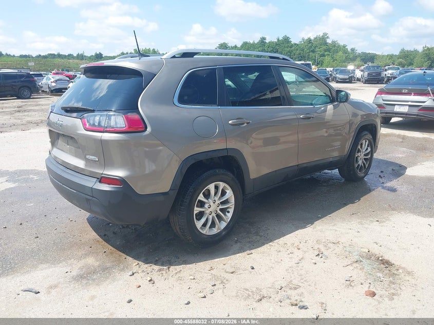 2019 Jeep Cherokee VIN 1C4PJMCB0KD450887 IAAI salvage auction — NORMAL WEAR, Sf97 (New Hampshire), sold $8,200 on 2026-07-23 (photo 4)
