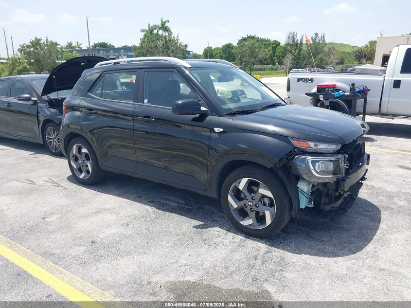 2025 Hyundai Venue VIN KMHRC8A30SU386450 — IAAI salvage auction photo