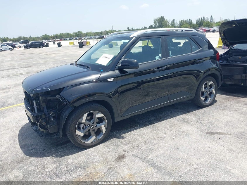 2025 Hyundai Venue VIN KMHRC8A30SU386450 IAAI salvage auction — LEFT FRONT, Salvage Title, sold $11,200 on 2026-08-05 (photo 2)