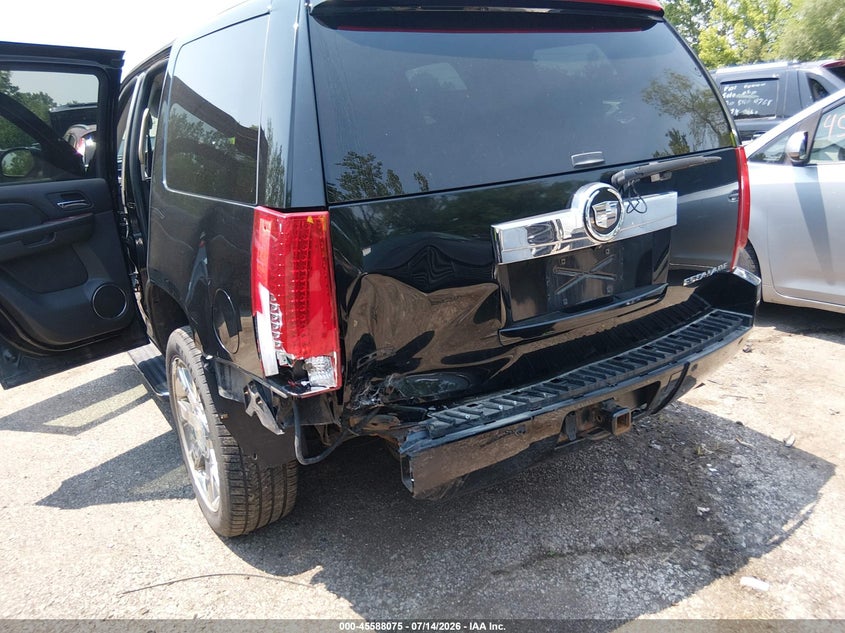 2009 Cadillac Escalade VIN 1GYFK23239R265284 IAAI salvage auction — LEFT REAR, Salvage (Ohio), sold $25 on 2026-07-31 (photo 6)