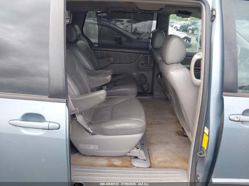 2005 Toyota Sienna VIN 5TDZA22C45S387213 IAAI salvage auction — FRONT END, Salvage - Greater Than 75% (Maryland), sold $1,150 on 2026-08-02 (photo 8)