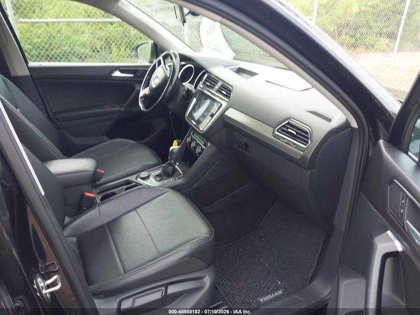 2018 Volkswagen Tiguan VIN 3VV2B7AX8JM024098 IAAI salvage auction — LEFT FRONT, Salvage (Pennsylvania), sold $3,850 on 2026-08-01 (photo 5)