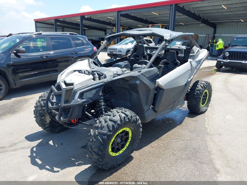 2017 Can-am/ brp Maverick VIN 3JBVDAW2XHK001124 IAAI salvage auction — ROLLOVER, Salvage Title, sold $6,250 on 2026-08-20 (photo 2)