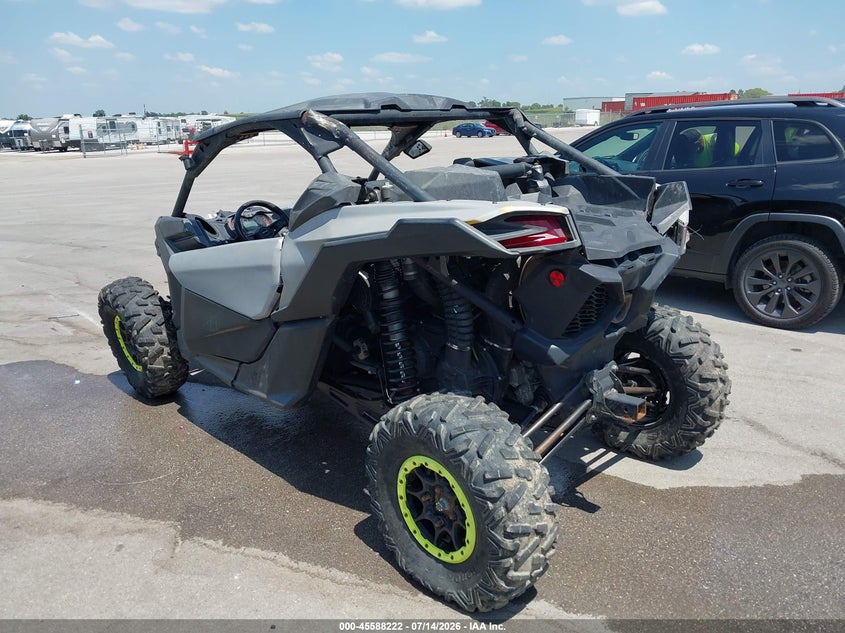 2017 Can-am/ brp Maverick VIN 3JBVDAW2XHK001124 IAAI salvage auction — ROLLOVER, Salvage Title, sold $6,250 on 2026-08-20 (photo 3)