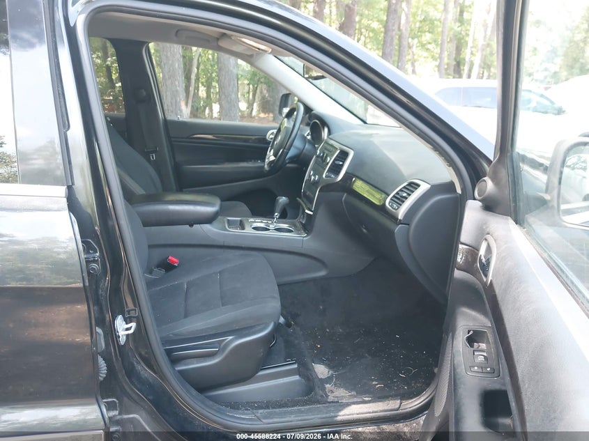 2012 Jeep Grand cherokee VIN 1C4RJFAG2CC333273 IAAI salvage auction — FRONT & REAR, Clear (Virginia), sold $1,525 on 2026-08-15 (photo 5)