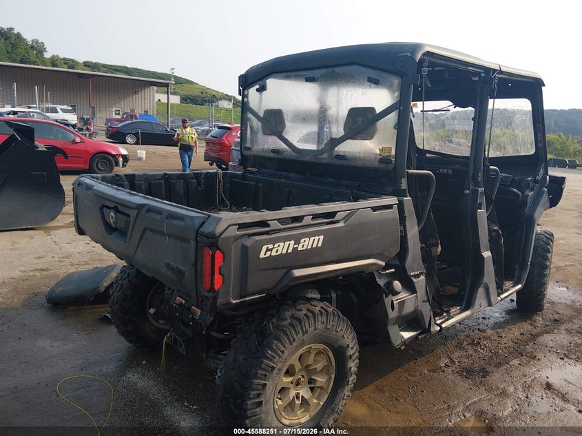2022 Can-am/ brp Traxter VIN 3JBUBAP46NK002638 IAAI salvage auction — FRONT END, Salvage (West Virginia), sold $2,575 on 2026-09-09 (photo 4)