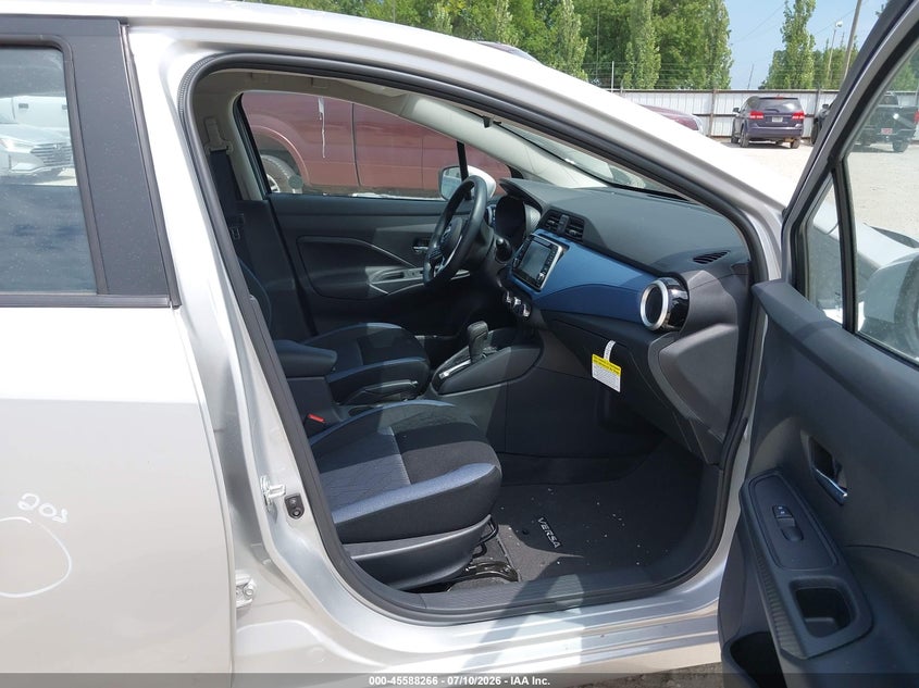 2025 Nissan Versa VIN 3N1CN8EVXSL879551 IAAI salvage auction — HAIL, Salvage Title, sold $8,800 on 2026-08-10 (photo 5)