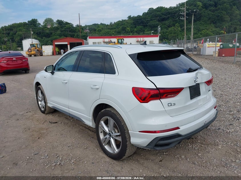 2024 Audi Q3 VIN WA1EECF33R1045378 IAAI salvage auction — FRONT & REAR, Salvage (Pennsylvania), sold $12,000 on 2026-08-18 (photo 3)
