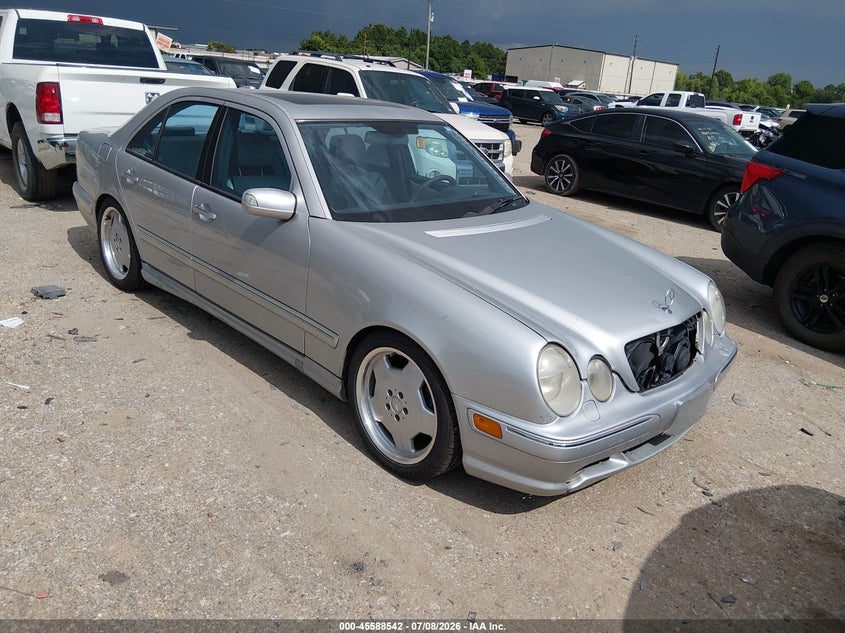 2000 Mercedes-benz E-class VIN WDBJF74J0YB071714 IAAI salvage auction — NORMAL WEAR, Original (Texas), sold $2,500 on 2026-07-22 (photo 1)