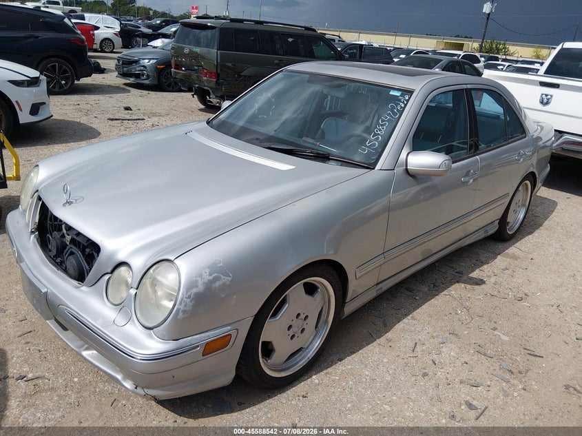 2000 Mercedes-benz E-class VIN WDBJF74J0YB071714 IAAI salvage auction — NORMAL WEAR, Original (Texas), sold $2,500 on 2026-07-22 (photo 2)