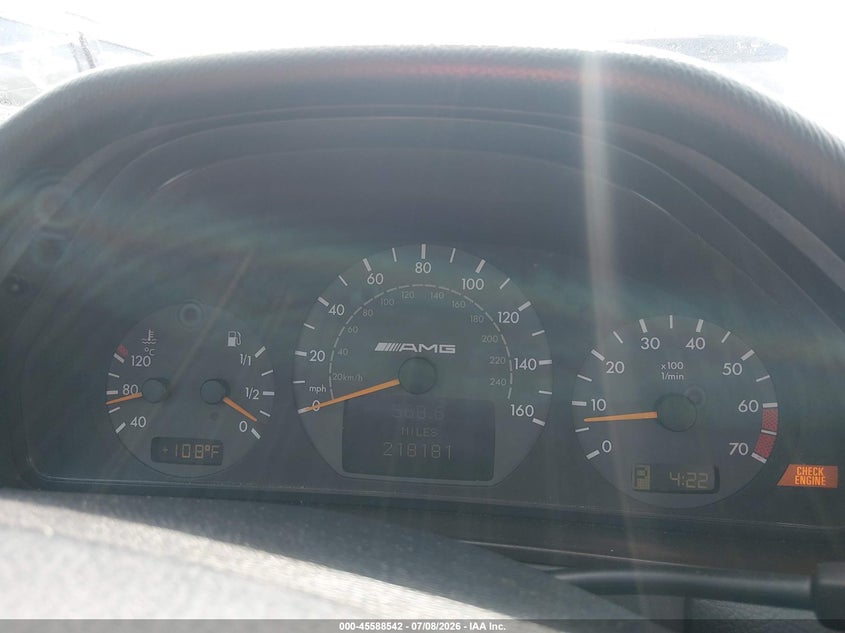 2000 Mercedes-benz E-class VIN WDBJF74J0YB071714 IAAI salvage auction — NORMAL WEAR, Original (Texas), sold $2,500 on 2026-07-22 (photo 7)