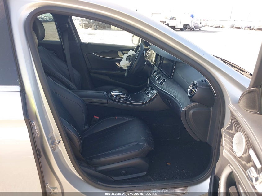 2018 Mercedes-benz E-klasse VIN WDDZF4KB0JA446582 IAAI salvage auction — FRONT END, Salvage (Texas), sold $7,100 on 2026-07-22 (photo 5)
