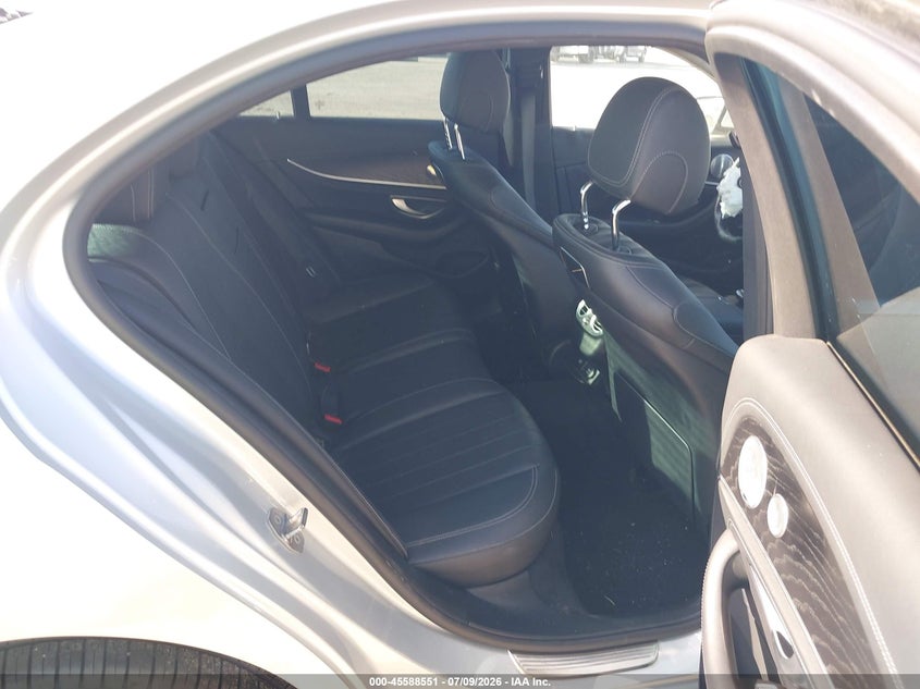 2018 Mercedes-benz E-klasse VIN WDDZF4KB0JA446582 IAAI salvage auction — FRONT END, Salvage (Texas), sold $7,100 on 2026-07-22 (photo 8)