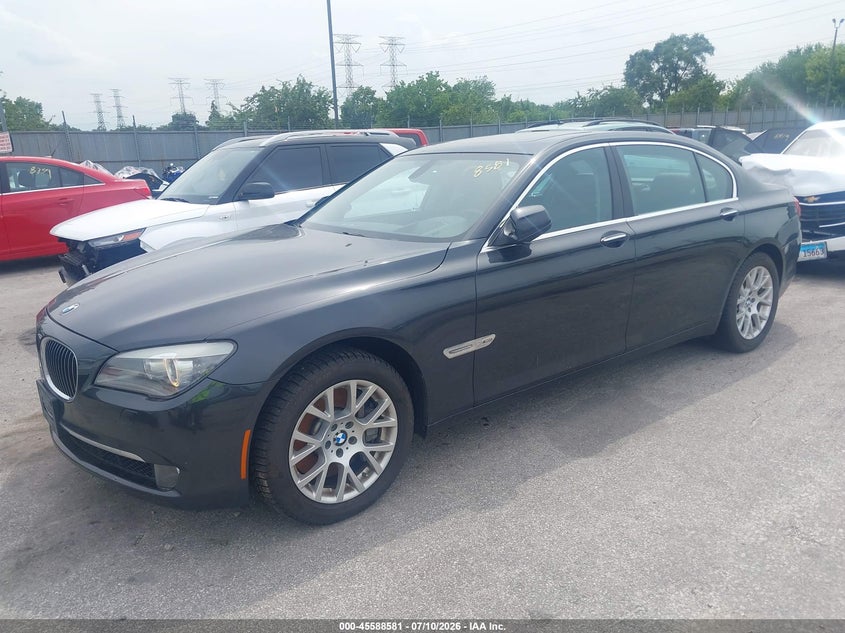 2012 BMW 7er VIN WBAKC8C51CC437074 IAAI salvage auction — NORMAL WEAR, Clear (Illinois), sold $975 on 2026-07-29 (photo 2)