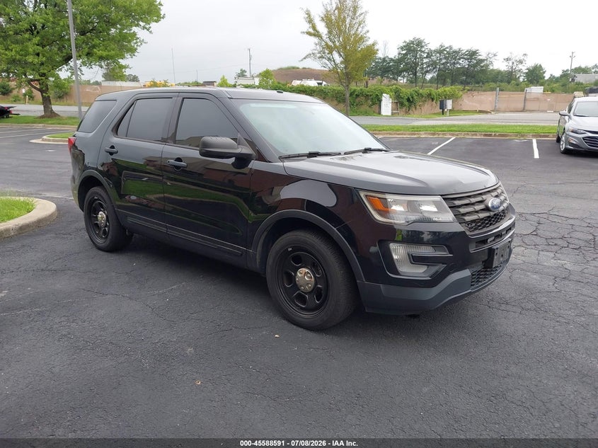 2017 Ford Police interceptor utility VIN 1FM5K8AR1HGE14107 — IAAI salvage auction photo