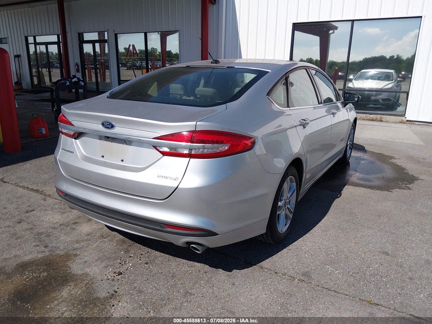 2018 Ford Fusion VIN 3FA6P0UU0JR279119 IAAI salvage auction — NORMAL WEAR, Sf97 (Washington), sold $11,400 on 2026-09-03 (photo 4)