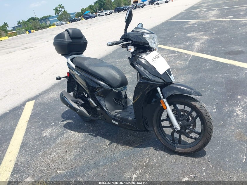 2021 Kymco usa inc People VIN LC2T0J143MC000211 IAAI salvage auction — NORMAL WEAR, Clear (Florida), sold $175 on 2026-07-16 (photo 1)