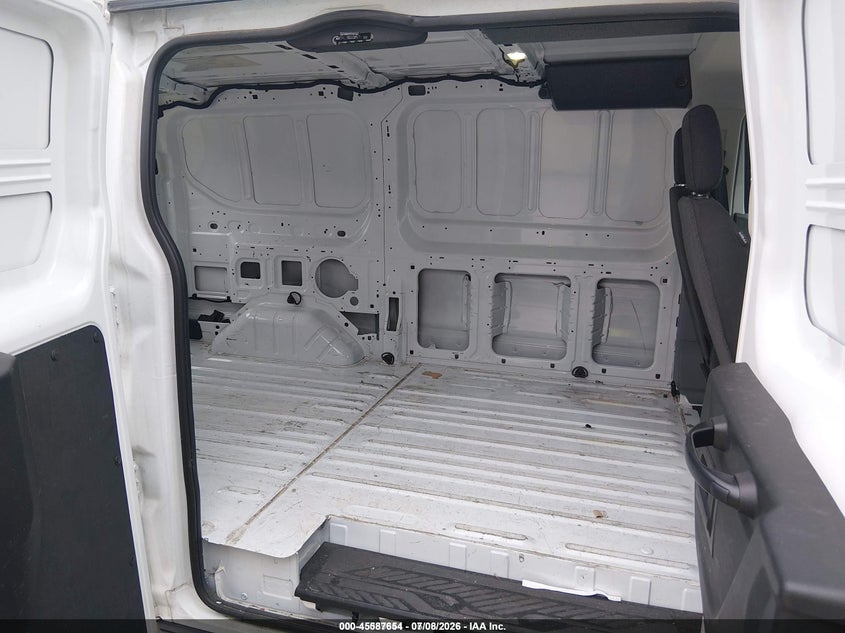 2017 Ford Transit 150 VIN 1FTYE1ZM2HKB18969 IAAI salvage auction — LEFT & RIGHT, Sf97 (Ohio), sold $15,750 on 2026-08-12 (photo 8)