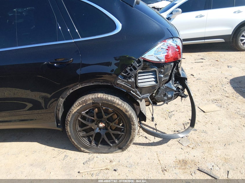 2013 Porsche Cayenne VIN WP1AA2A22DLA08505 IAAI salvage auction — LEFT REAR, Salvage (North Carolina), sold $2,650 on 2026-08-07 (photo 6)