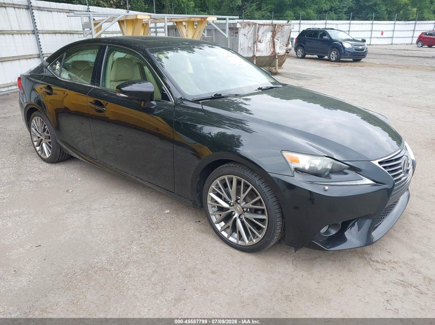 2014 Lexus Is VIN JTHCF1D2XE5003722 — IAAI salvage auction photo