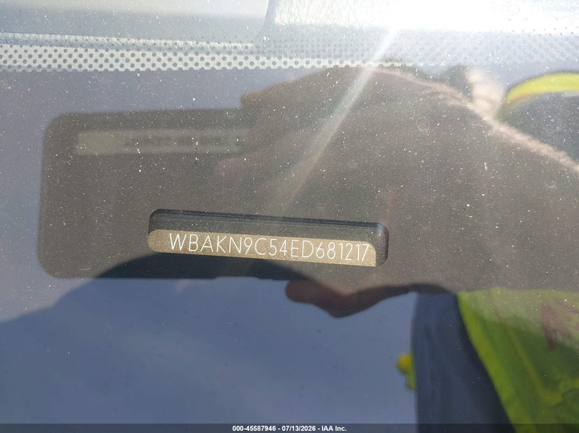 2014 BMW 5er VIN WBAKN9C54ED681217 IAAI salvage auction — UNDERCARRIAGE, Salvage Title, sold $250 on 2026-07-28 (photo 9)